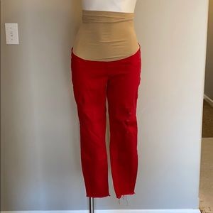 Red distressed capris